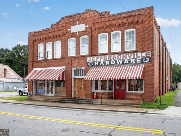36 Church Street N, Jeffersonville, GA 31044
