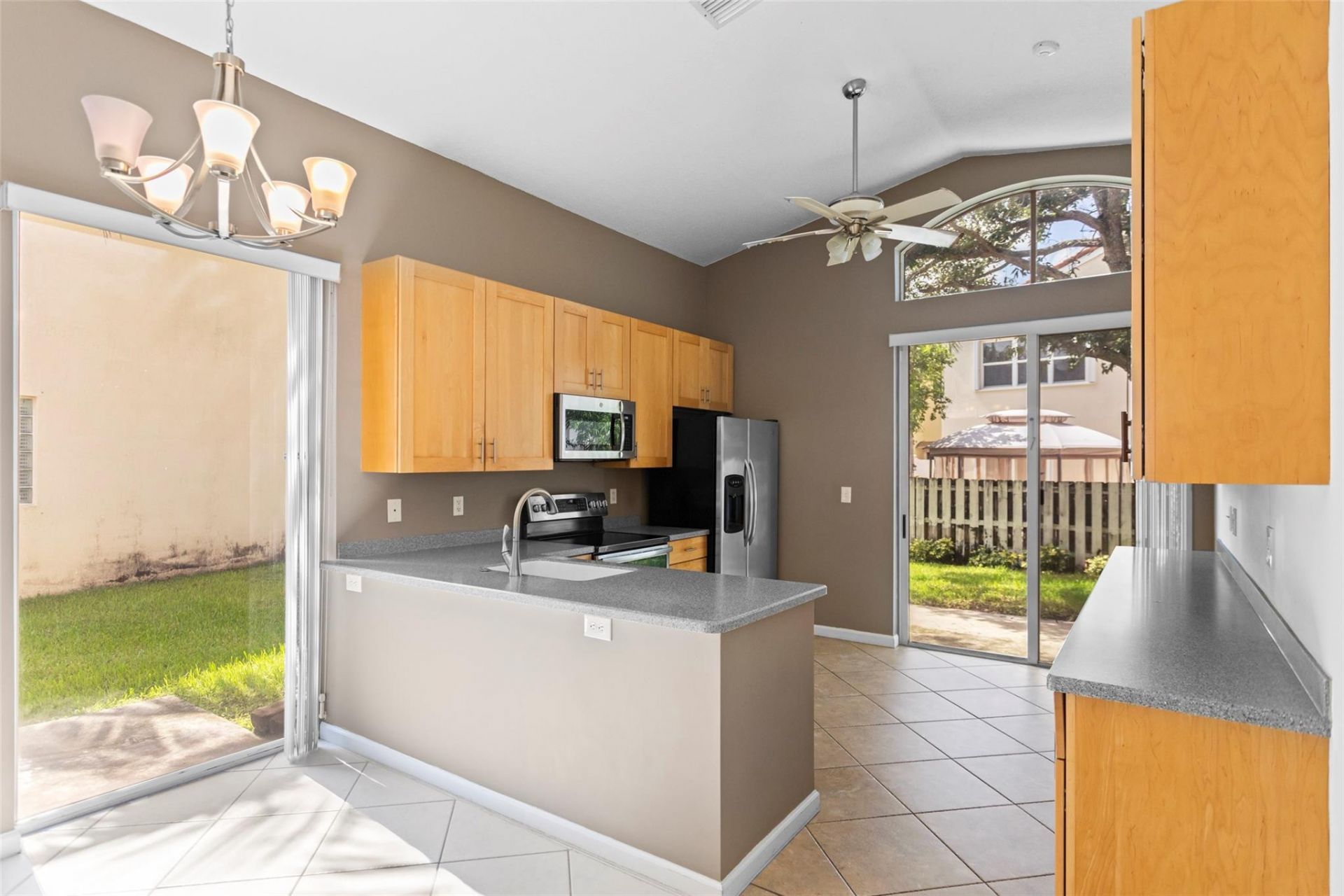 15250 SW 49th Court, Davie, FL 33331 Photo
