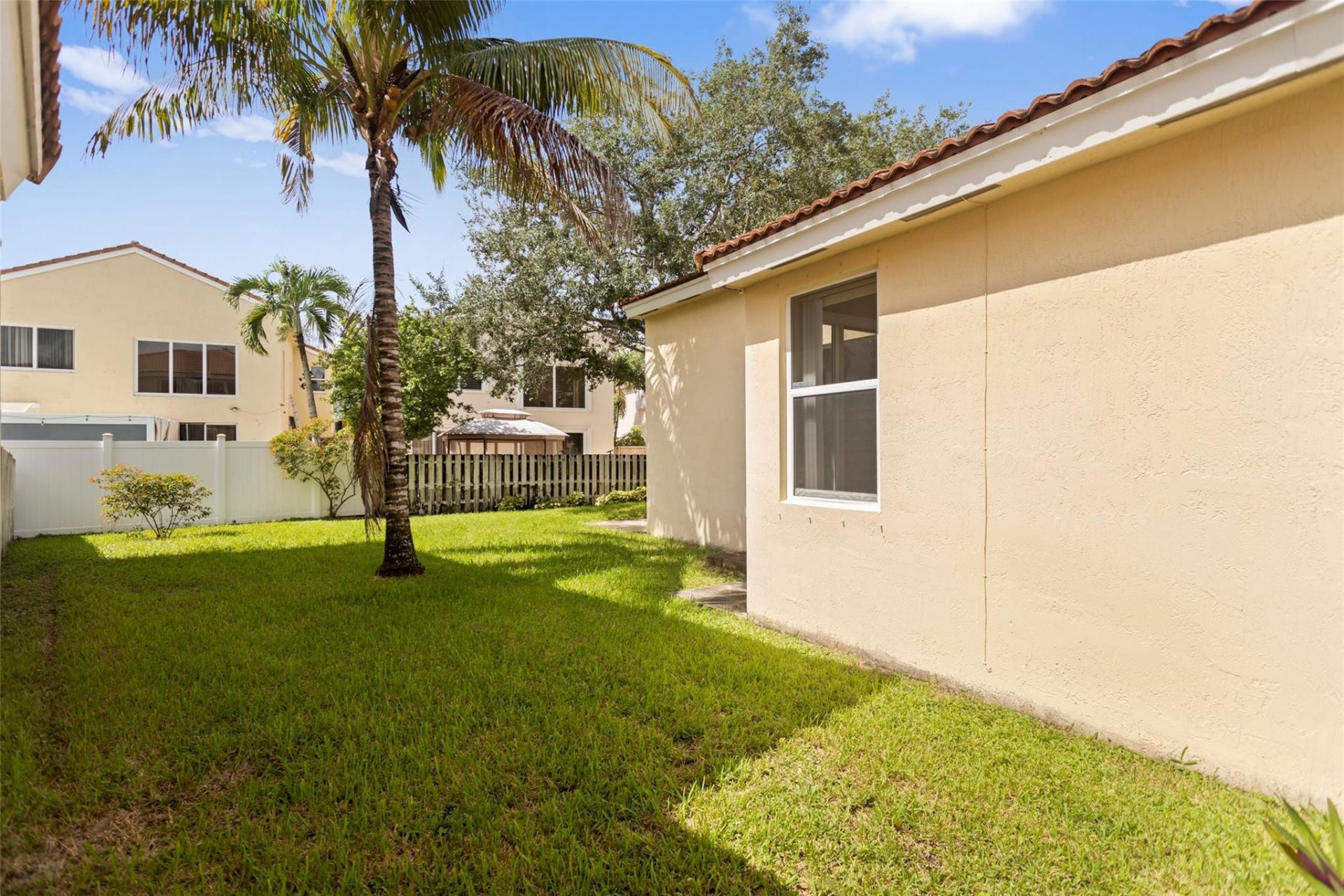15250 SW 49th Court, Davie, FL 33331 Photo