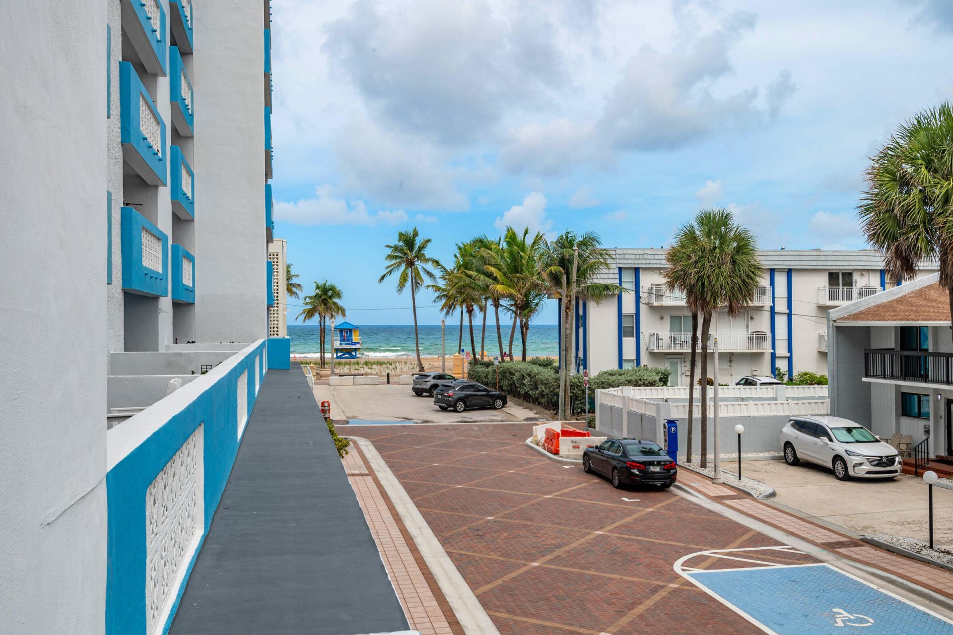 320 S Surf Road, Unit 206, Hollywood, FL 33019 Photo