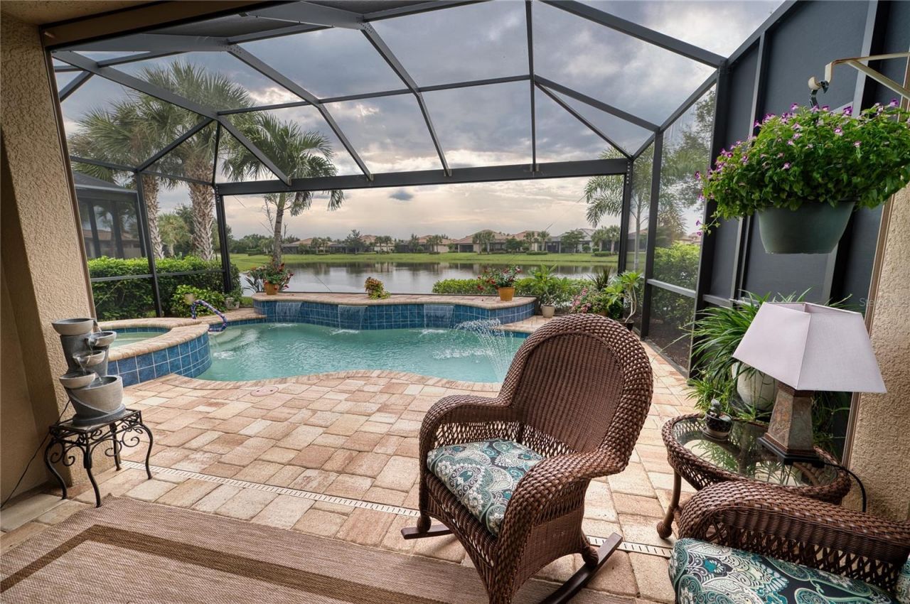 17044 Kenton Terrace , Bradenton, FL 34202 Photo