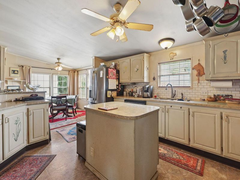 25477 Armstrong Road, Laurelville, OH 43135 Photo 16