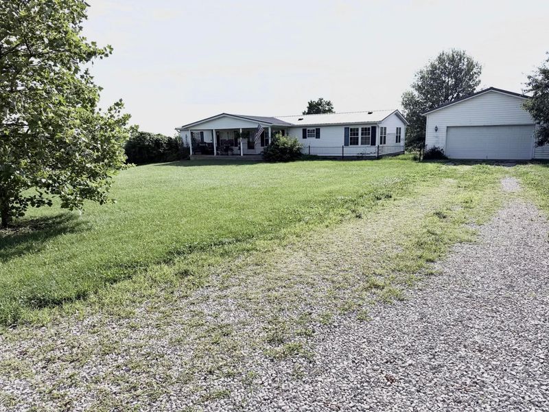25477 Armstrong Road , Laurelville, OH 43135 Photo 3