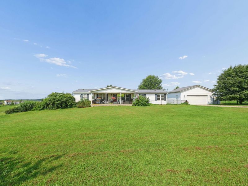 25477 Armstrong Road, Laurelville, OH 43135 Photo 3
