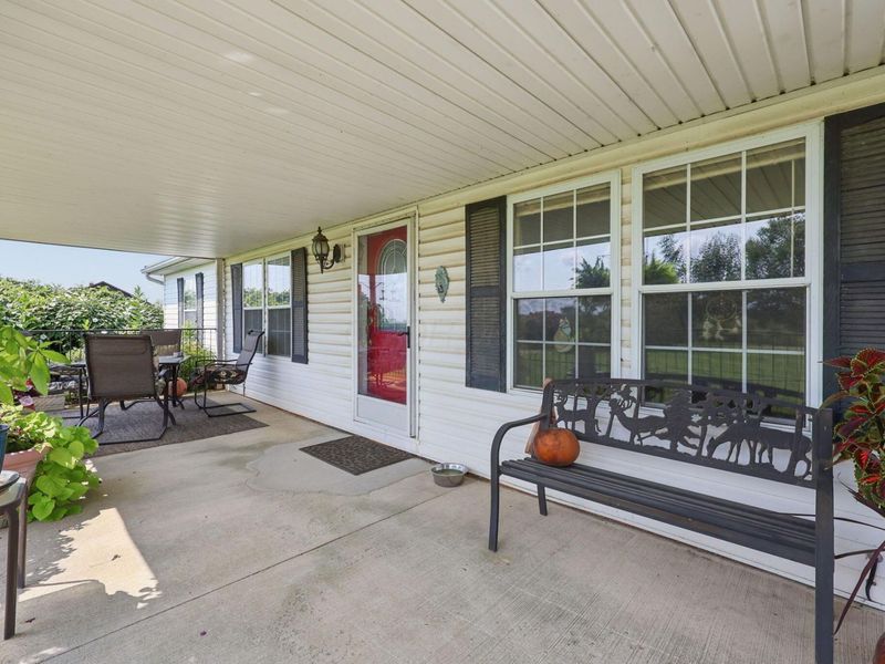 25477 Armstrong Road, Laurelville, OH 43135 Photo 4