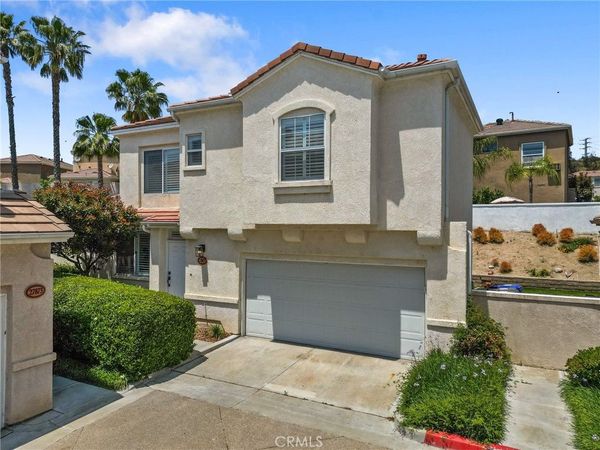 27875 Skycrest Circle, Valencia, CA 91354