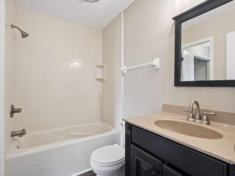 1792 Sawgrass Drive, Reynoldsburg, OH 43068 Photo 3