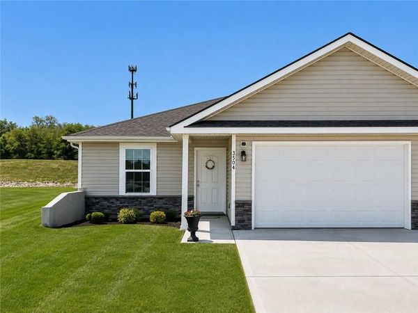 3504 NW 93rd Street, Kansas City, MO 64154