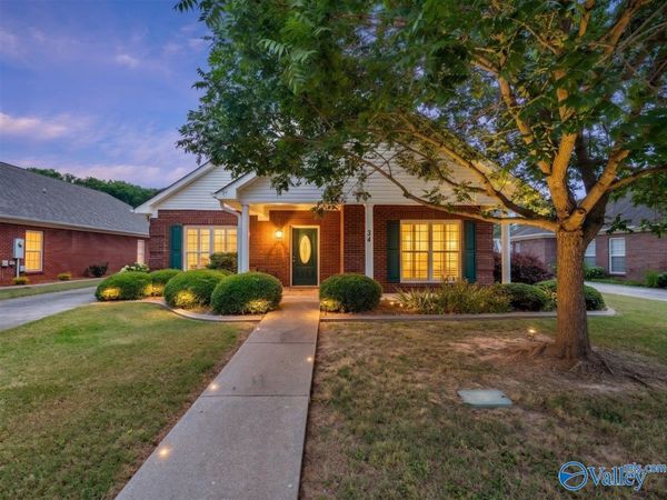 54 Grandwood Lane, Scottsboro, AL 35769