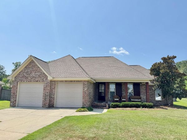 15 W Spanish Oaks, Sumrall, MS 39482