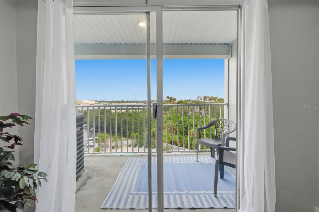 3315 58th Avenue S, Unit 617, Saint Petersburg, FL 33712 Photo