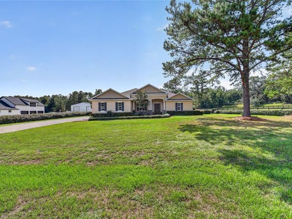 11050 SE 37TH AVENUE ROAD, BELLEVIEW, FL 34420