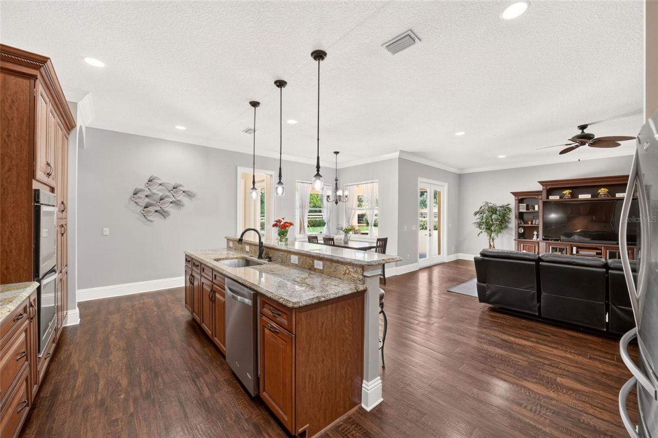 11050 SE 37th Avenue Road, Belleview, FL 34420 Photo