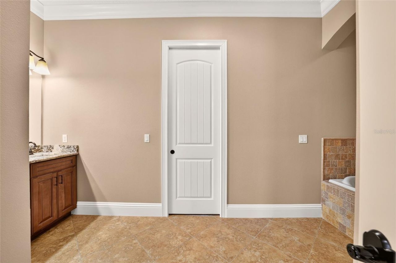 11050 SE 37th Avenue Road, Belleview, FL 34420 Photo