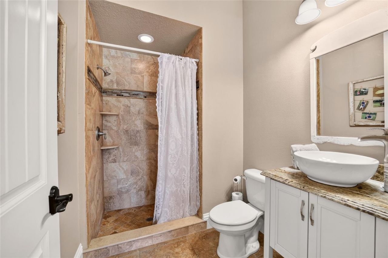 11050 SE 37th Avenue Road, Belleview, FL 34420 Photo