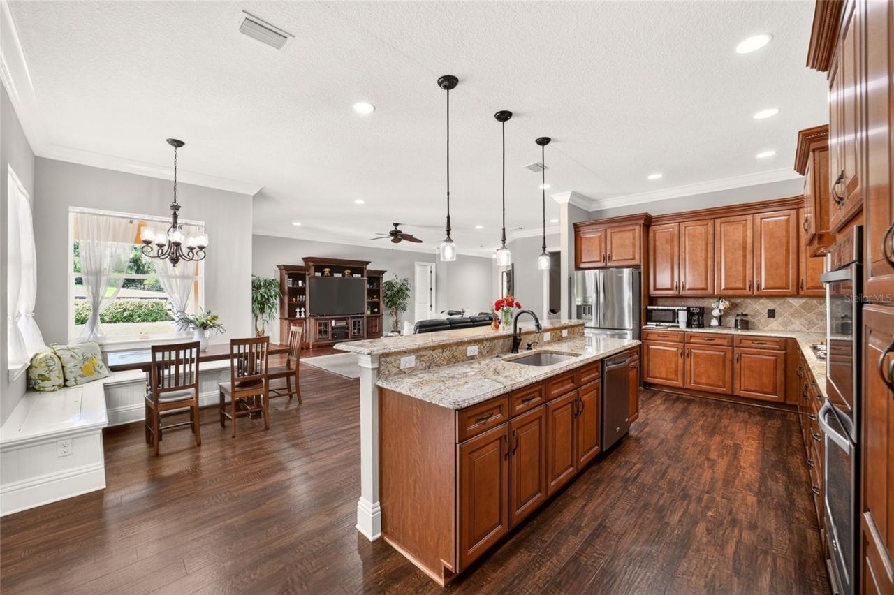 11050 SE 37th Avenue Road, Belleview, FL 34420 Photo