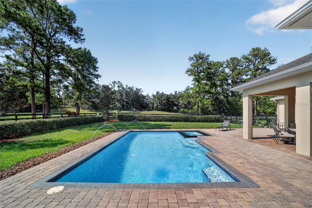 11050 SE 37th Avenue Road, Belleview, FL 34420 Photo