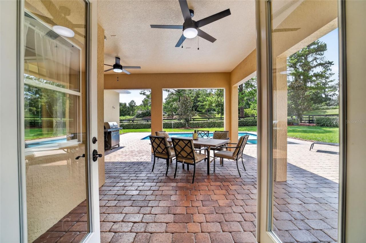 11050 SE 37th Avenue Road, Belleview, FL 34420 Photo