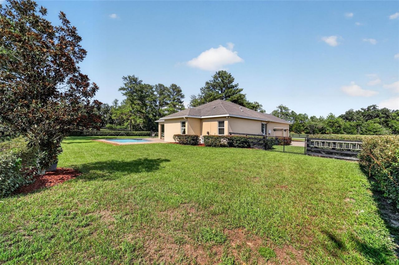 11050 SE 37th Avenue Road, Belleview, FL 34420 Photo