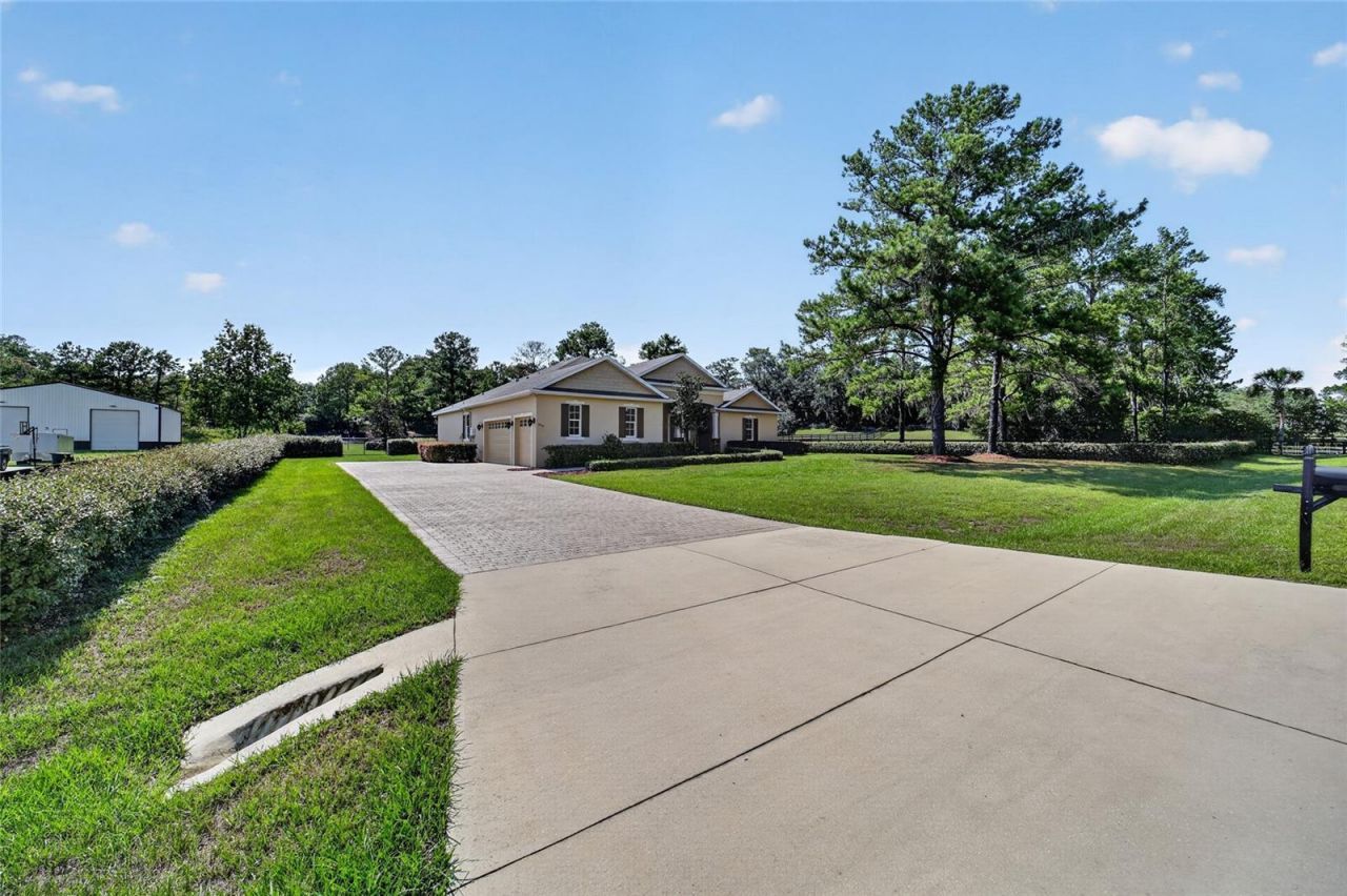 11050 SE 37th Avenue Road, Belleview, FL 34420 Photo