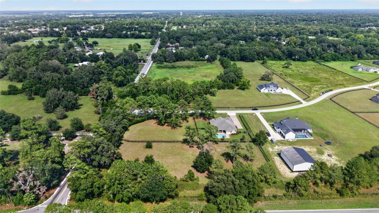 11050 SE 37th Avenue Road, Belleview, FL 34420 Photo