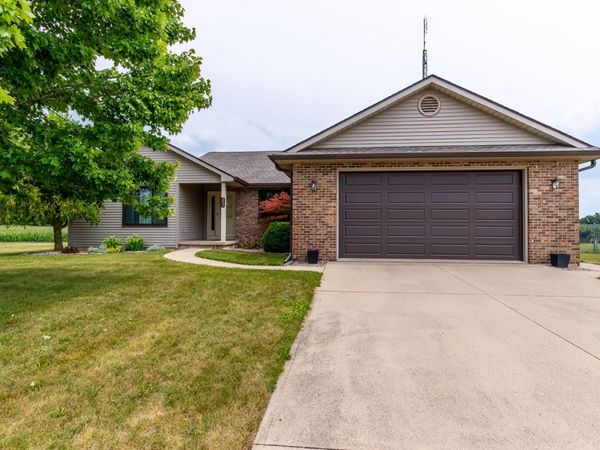 203 Deborah Drive, Fremont, IN 46737