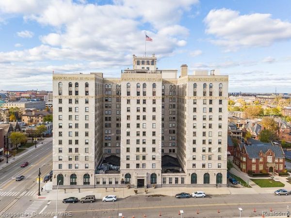 15 E Kirby Street, Unit 1107, Detroit, Mi 48202