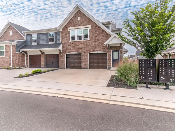 638 Foxhill Drive, Crescent Springs, KY 41017