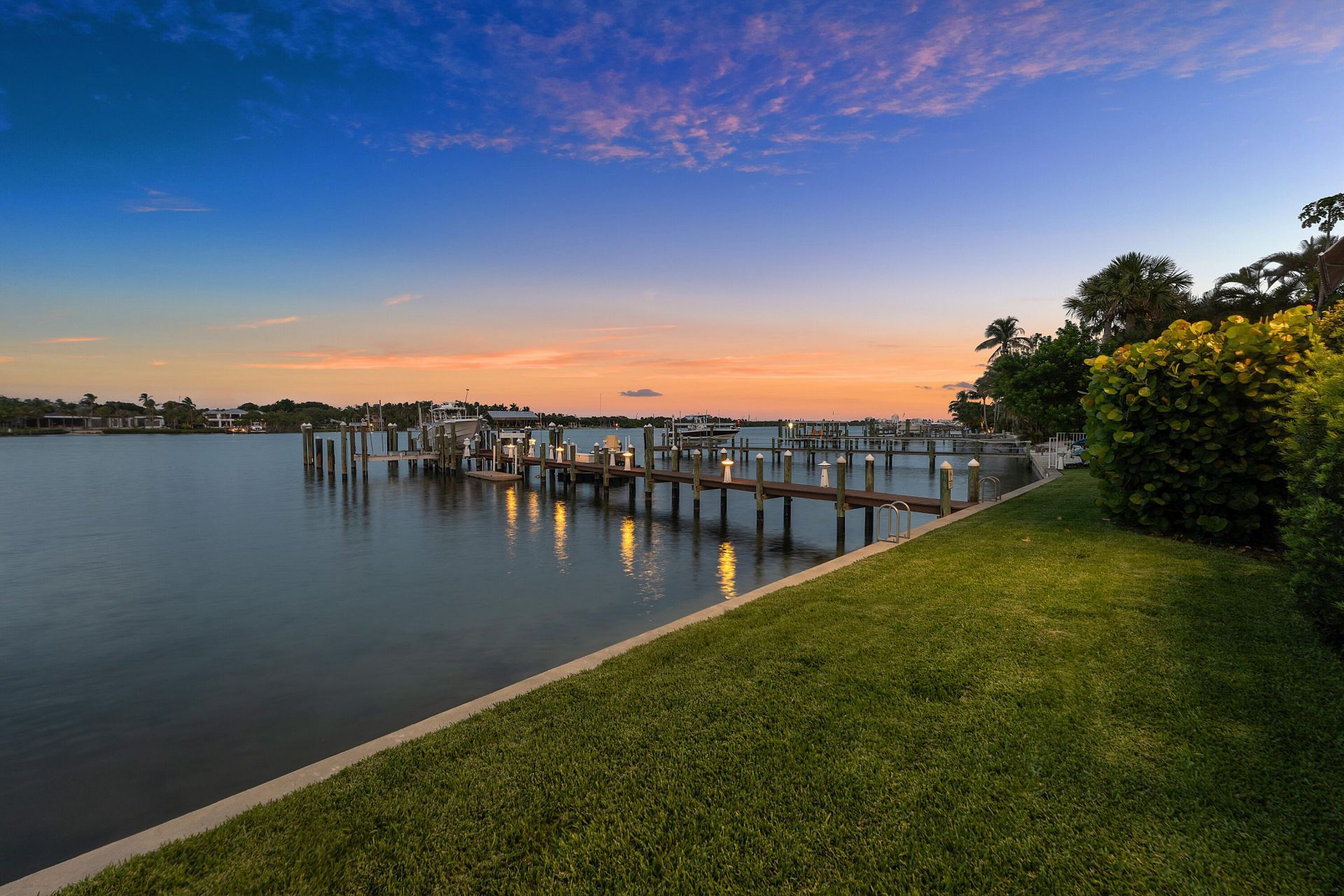 17727 SE Federal Highway, Jupiter, FL 33469 Photo