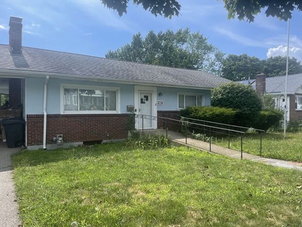 233 Huntington Ave, Unit B, Boston, MA 02136
