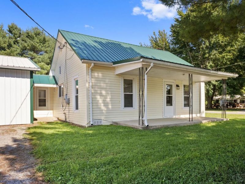 239 Middle North, Russellville, OH 45168 Photo 3