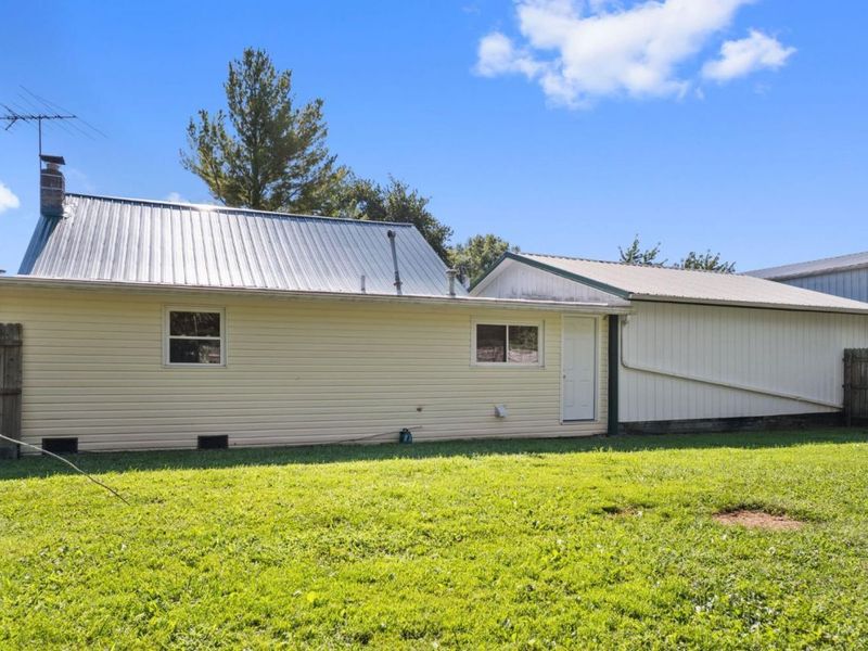 239 Middle North, Russellville, OH 45168 Photo 8