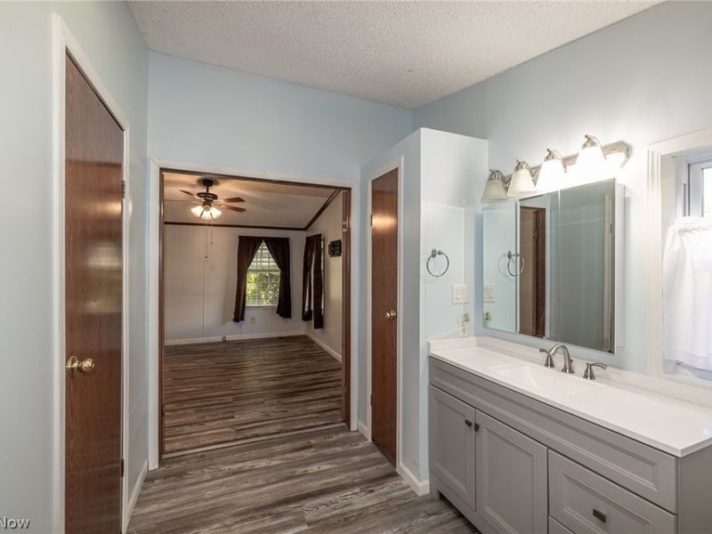 8 Schuberts Alley, Olmsted Township, OH 44138 Photo 15