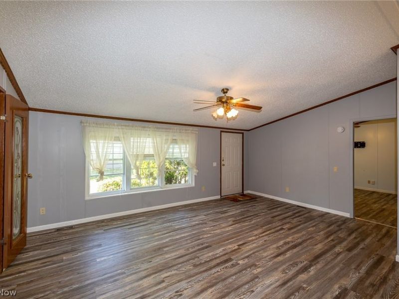 8 Schuberts Alley, Olmsted Township, OH 44138 Photo 16