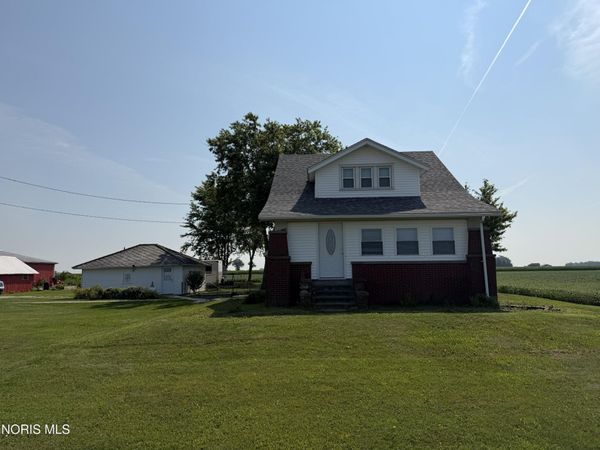 19600 Dunbridge Road , Bowling Green, OH 43402