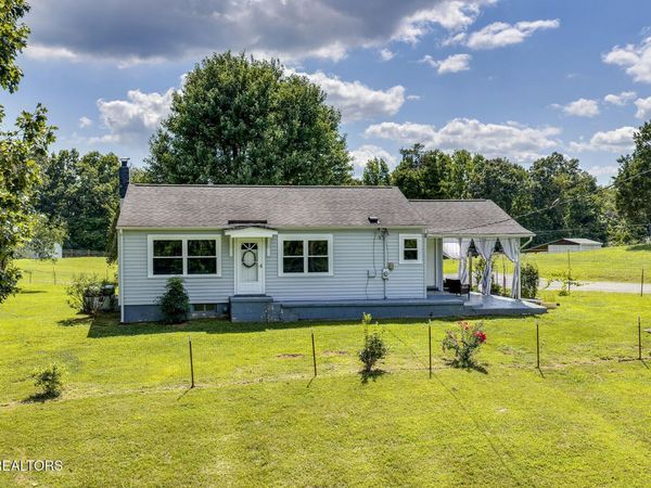 747 E Evans St, Rockwood, TN 37854