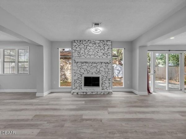 110 E Lauren Court, Fern Park, FL 32730