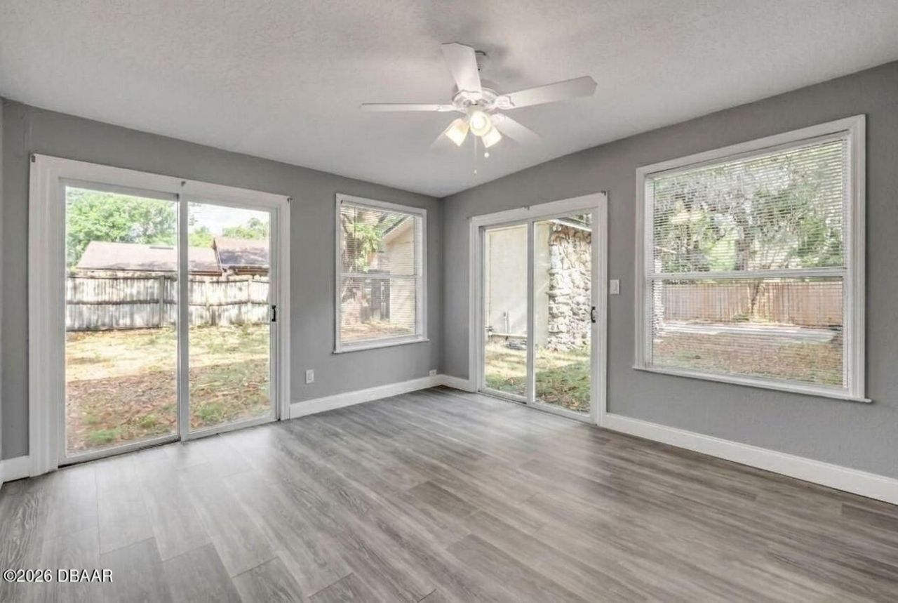 110 E Lauren Court, Fern Park, FL 32730 Photo