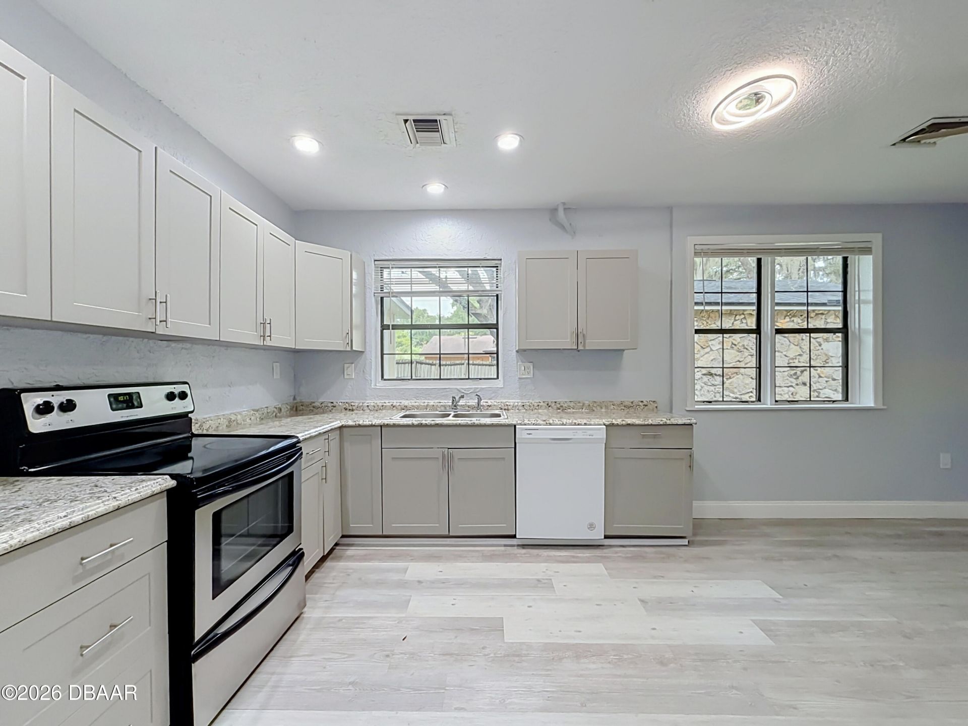 110 E Lauren Court, Fern Park, FL 32730 Photo