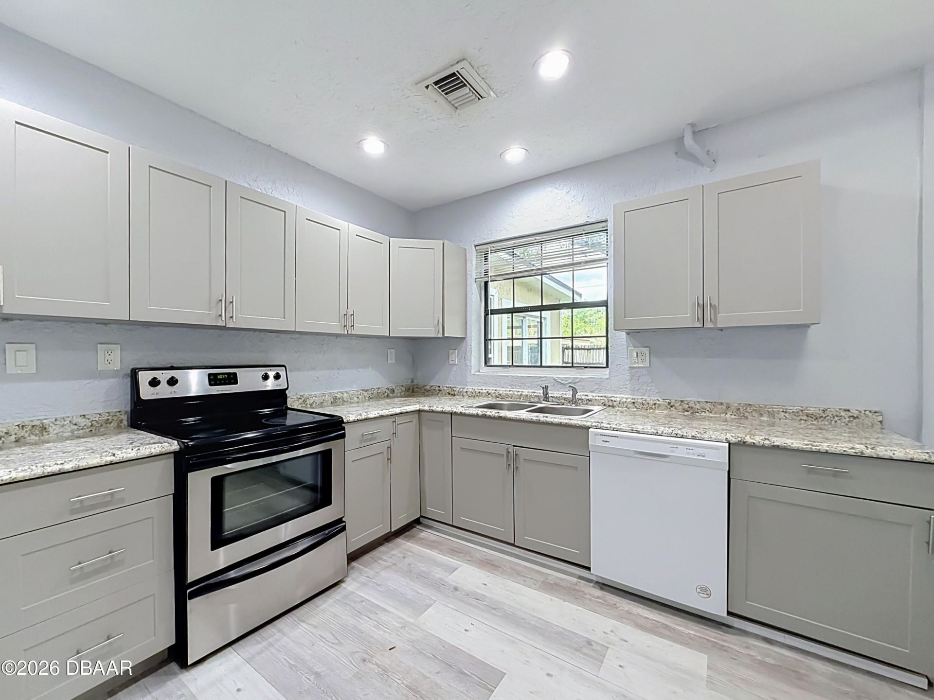 110 E Lauren Court, Fern Park, FL 32730 Photo