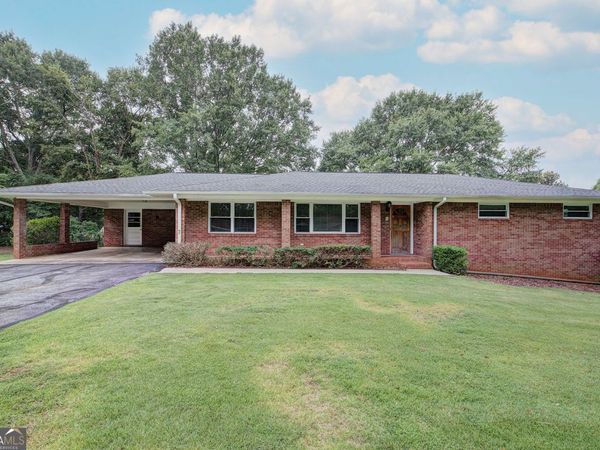 18 Jones Mill Place, Cartersville, GA 30120
