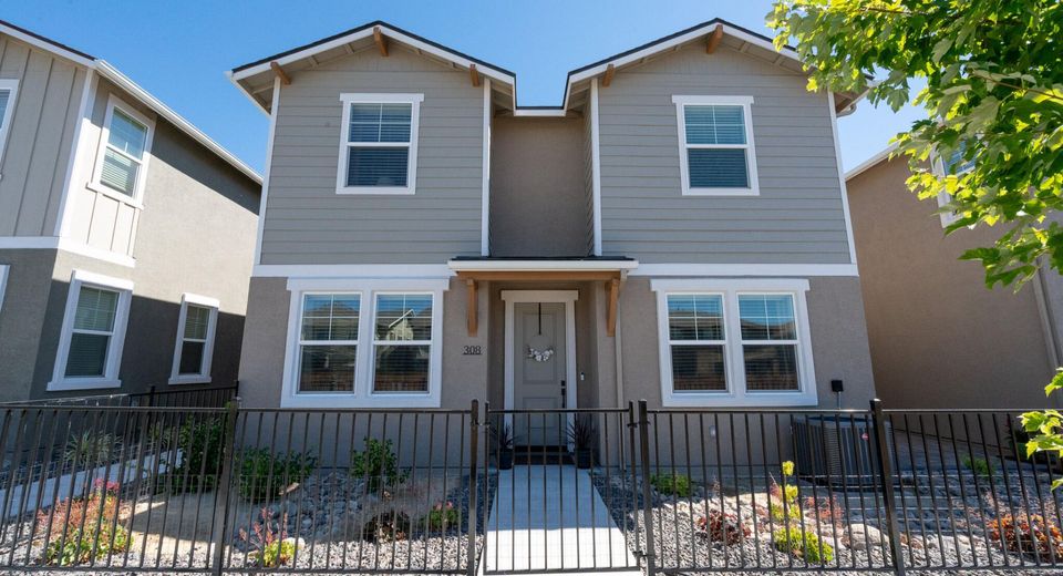 308 Cattail Circle, Gardnerville, NV 89410 Photo
