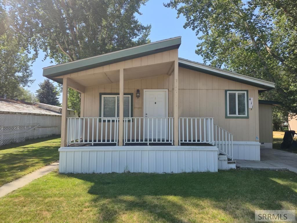 411 Violet Street, Rexburg, ID 83440 Main Photo