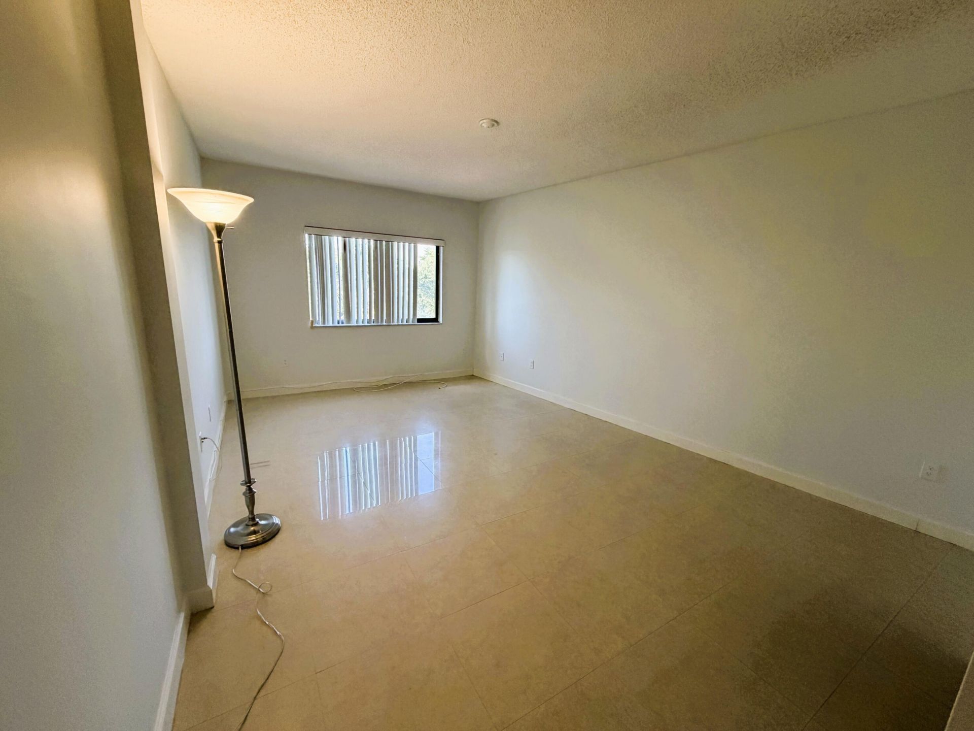 2015 Lavers Circle, Unit 403, Delray Beach, FL 33444 Photo