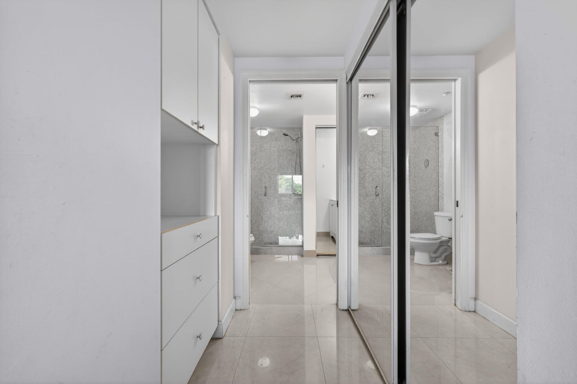 2015 Lavers Circle, Unit 403, Delray Beach, FL 33444 Photo