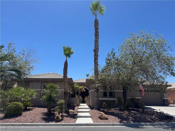 7095 April Wind Avenue, Las Vegas, NV 89131