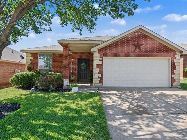 4932 Spur Ridge Court , Fort Worth, TX 76244