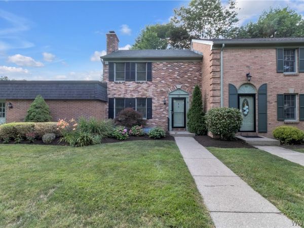 26 Kenton Place , Hamburg, NY 14075