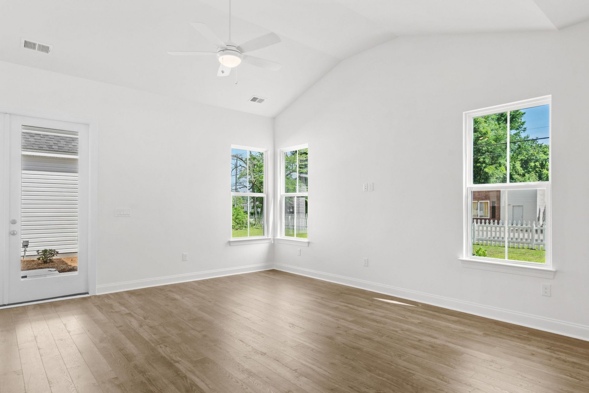 3810 Richardson St. Photo 28