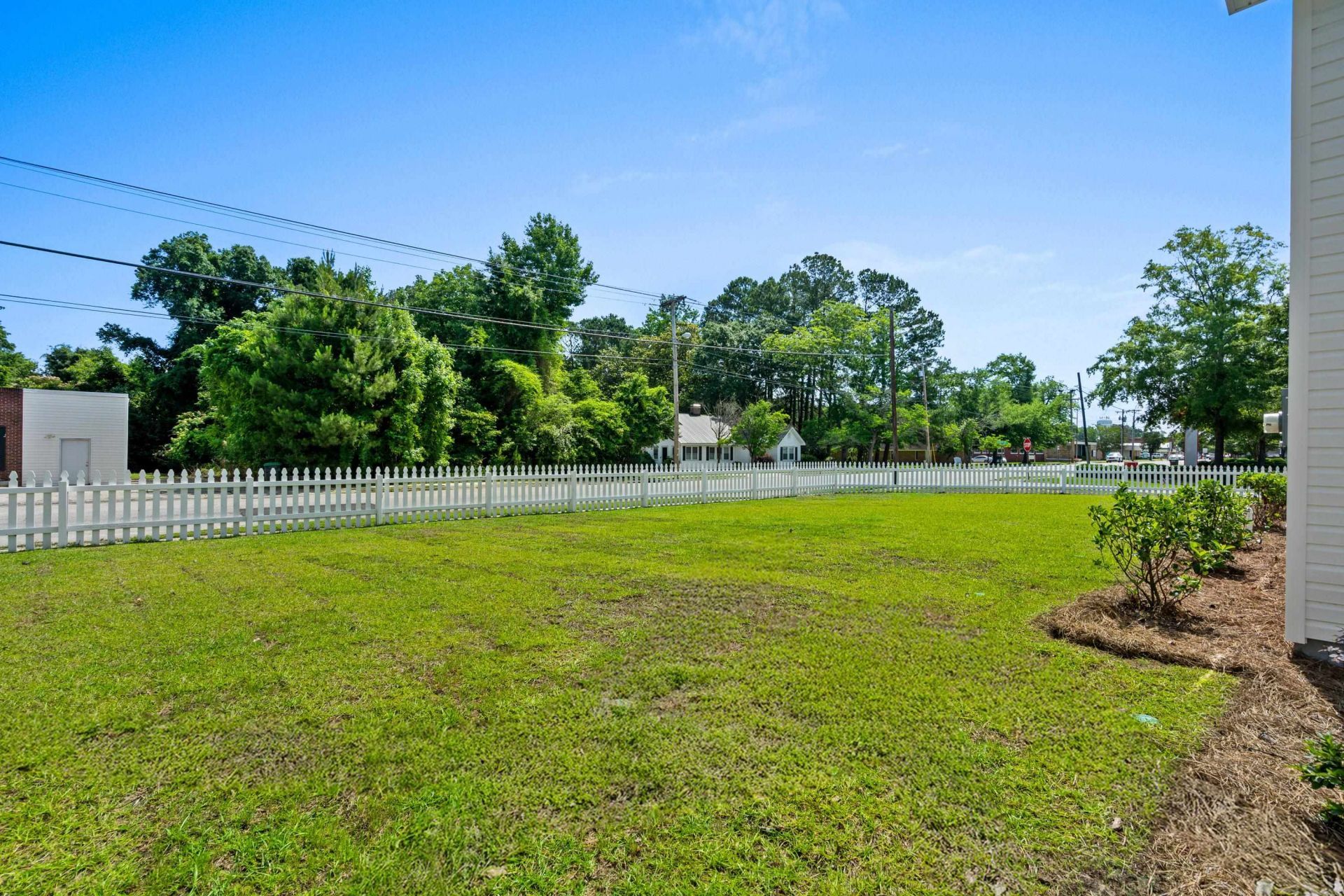 3810 Richardson St. Photo 7